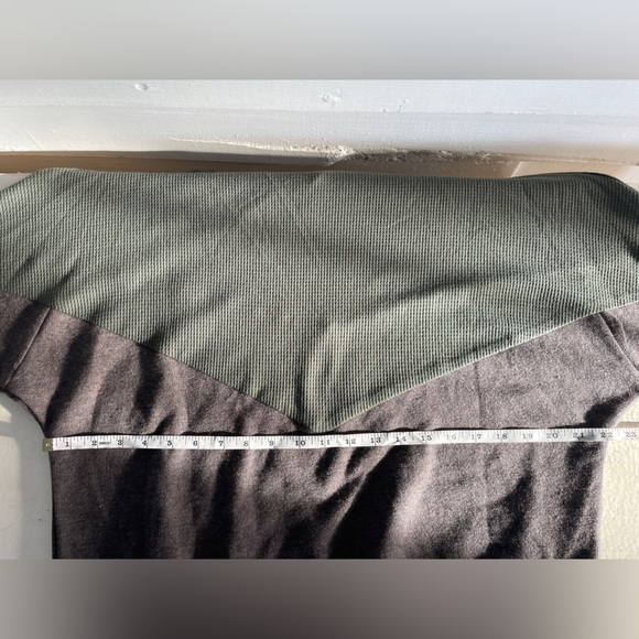 Green/Brown Color Block Tickled Teal Crew Neck Sweater - Picture 4 of 7